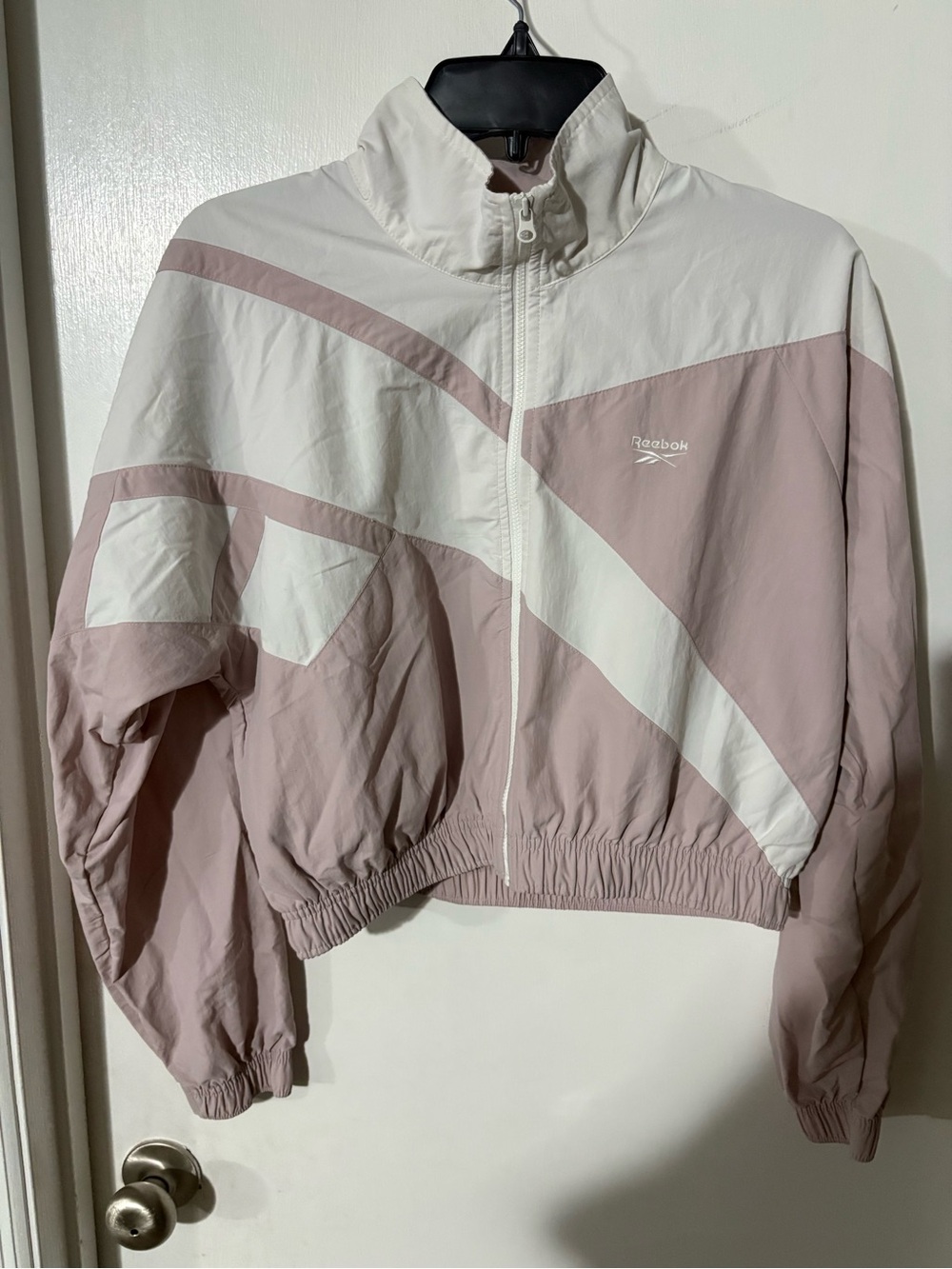 Reebok Cropped Windbreaker Jacket in Dusty Pink and White